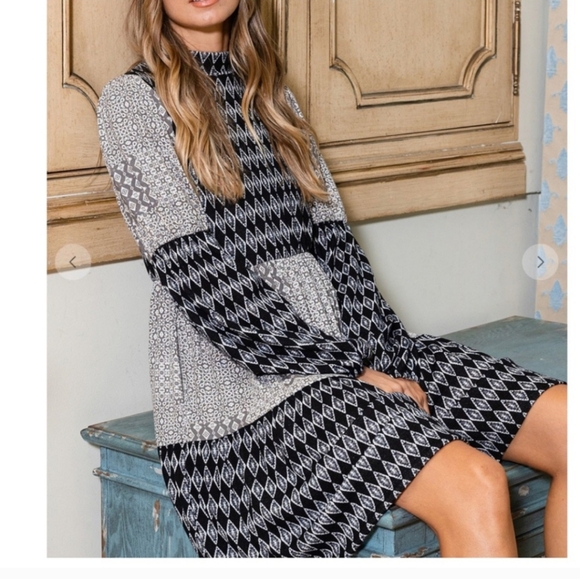 Gray and Black Boho Striped Bishop Sleeve Midi Dress - Picture 4 of 4